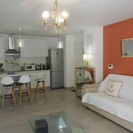 Apartment Bormes-les-mimosas, 2 Pieces, 4 Personnes - Fr-1-251-610 *